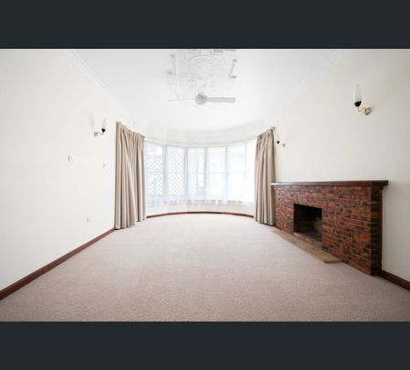 12 Acacia Street, Mount Gambier, SA 5290 - Photo 2