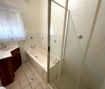 3 Bedroom Home - Photo 3