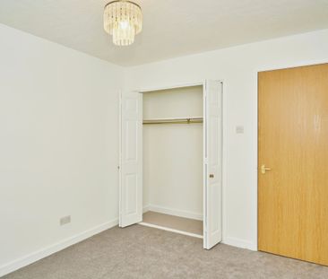 Gisburne Way, WATFORD - Photo 1