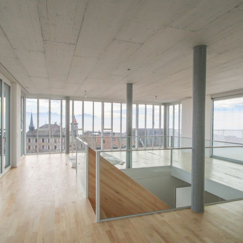 Exceptional penthouse with 91m2 terrace in the heart of Pully with adjoining studio! - Photo 1