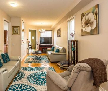 For Lease - 799 Khan Crescent Unit# UPPER, Mississauga, Ontario - Photo 3