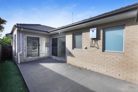 Charming House at 125 Dallas Drive, Dallas - Photo 5