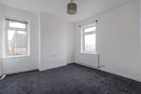 Hawthorn Road West, Llandaff North, Cardiff, CF14 - Photo 2