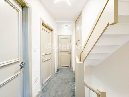 Sandringham Road, NW11, London - Photo 3