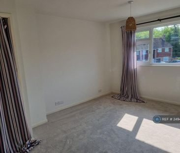 3 bedroom terraced house to rent - Photo 4