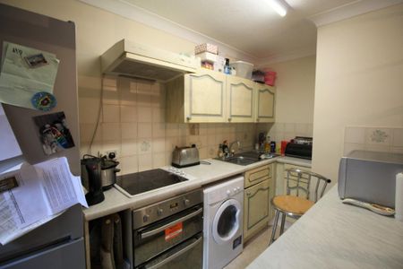 1 bedroom flat to rent - Photo 4