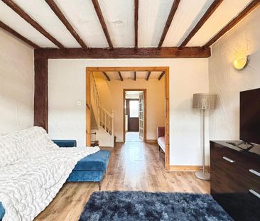 2 bedroom terraced house to rent - Photo 1