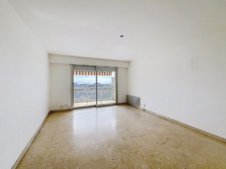 Location Appartement 2 pièces 51m² NICE 06100 - Photo 4