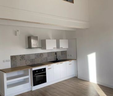 Location Appartement 2 pièces ST ZACHARIE 83640 - Photo 3