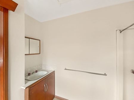 Unit 2/204 Leith Street, Redan - Photo 4