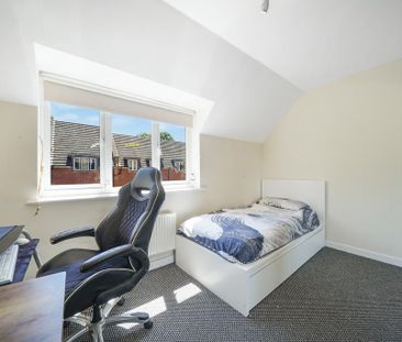 4 bedroom townhouse to rent - Photo 5