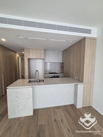 Stylish & Spacious 2-Bedroom Apartment Steps from the Brisbane River! - Photo 5