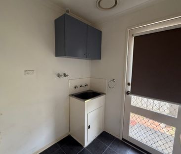 26 Hoysted Avenue, Cranbourne North, Vic 3977 - Photo 5