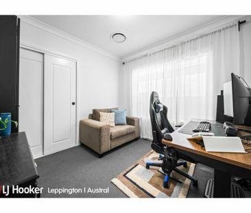 MODERN & FILLED WITH NATURAL SUNLIGHT - Photo 5