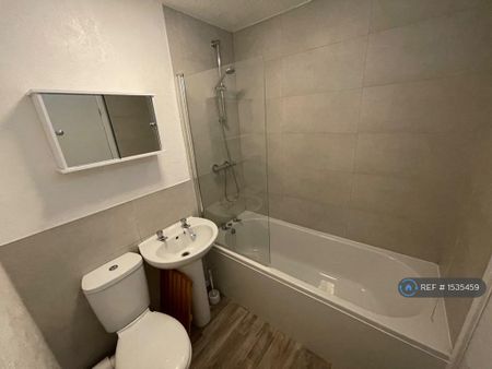 2 bedroom terraced house to rent - Photo 2