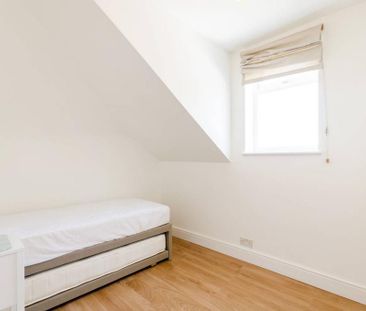 2 bedroom flat to rent - Photo 6