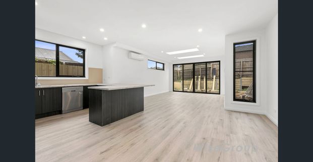 LUXURY BRAND NEW HOME IN DOVETON! - Photo 1
