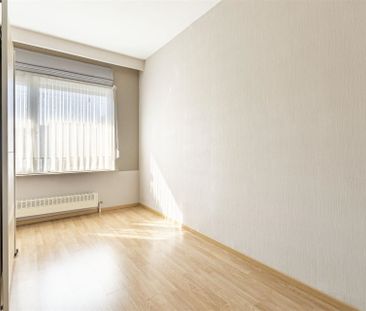 Gerenoveerd 3 slpk.-appartement met garage - Photo 5