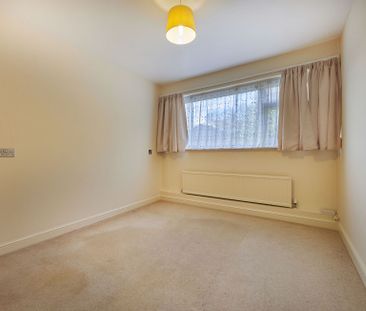 Available unfurnished from 21/11/2025 - Photo 3