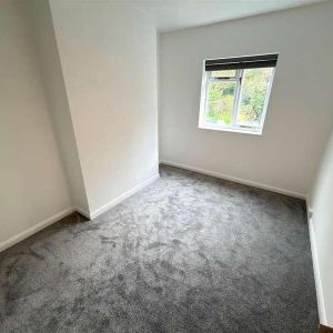 Gladstone Terrace, Brighton, BN2 - Photo 2