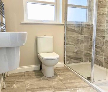 Apt 3 22, Highgrove Meadows, Ballygomartin Road, Belfast, BT13 3FX - Photo 1