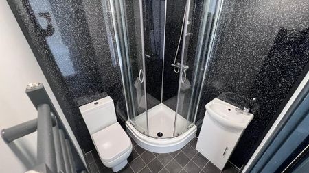 4 bedroom house share to rent - Photo 4