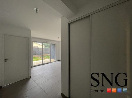 T2 AVEC TERRASSE + JARDIN + DEUX PARKINGS - Photo 5