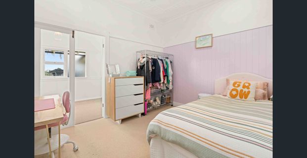 Charm and Convenience - Photo 1