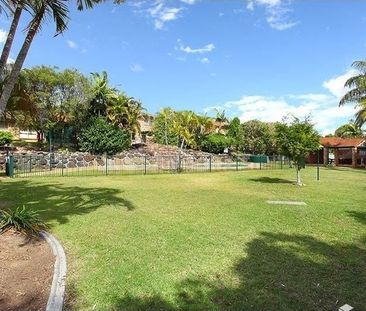 Quiet 3 Bedroom Townhouse - Photo 6
