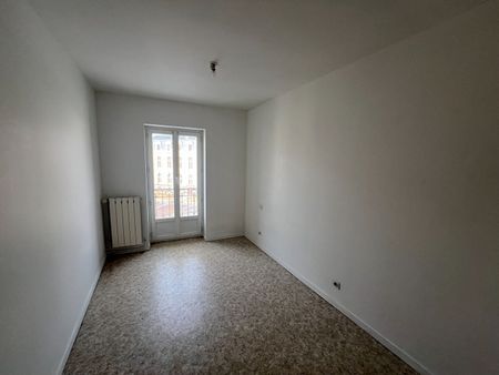 Location Appartement 2 pièces 49m² - Photo 4