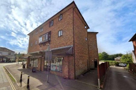 Linden Drive, Liss, Hampshire, GU33 - Photo 5