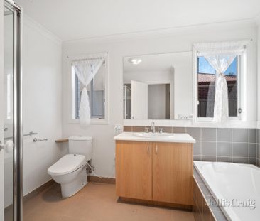 33 Royale Street, Delacombe - Photo 1