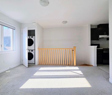 For Lease - 9 Waterleaf Road Unit# Coach House, Markham, Ontario - Photo 3