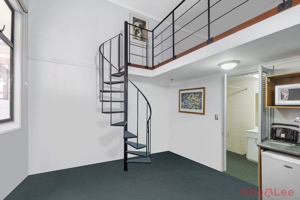 Modern Loft Apartment in the Heart of Broadway - Photo 1