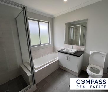 Brand new 4 bedroom house - Photo 1