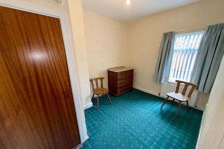 52 Donnybrook Street, Belfast BT9 7DD - Photo 4