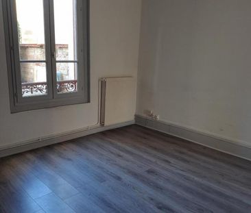 Appartement F1 proche centre ville - Photo 2