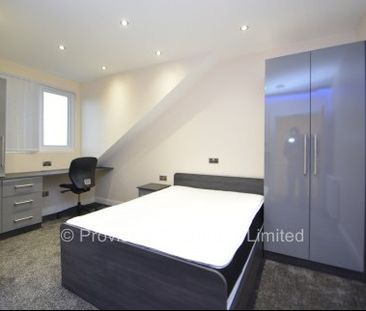 1 bedroom flats in Leeds - Photo 2