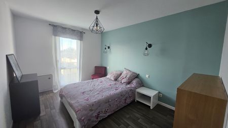 Location Maison 6 pièces 112m² POITIERS 86000 - Photo 4