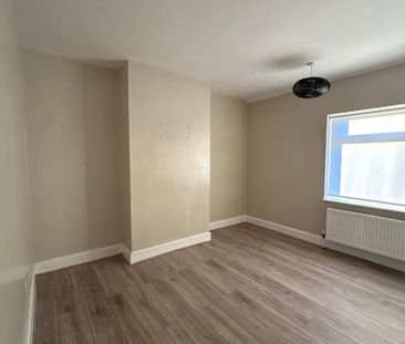 3 Bed Semi-Detached House, Burnie Avenue, L20 - Photo 5