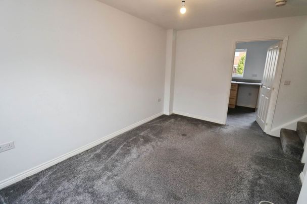 Magazine Road, Bromborough - Photo 1