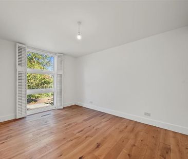 4 bedroom terraced house to rent - Photo 4