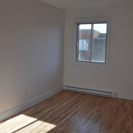4 1/2, 3ième Étage à $1,395 - Photo 4