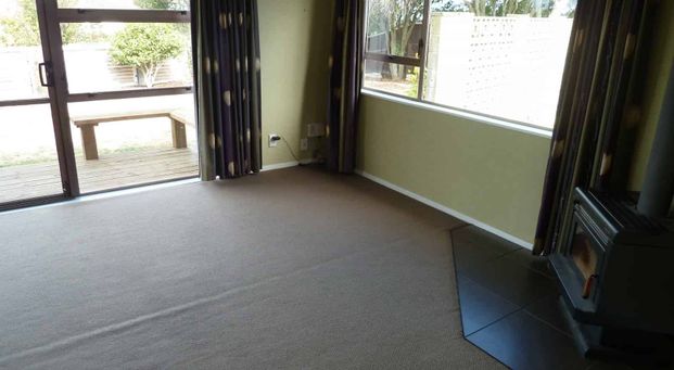 THREE BEDROOMS - FEILDING - Photo 1