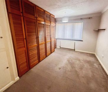 Florence Avenue, Wolverhampton, West Midlands, WV4 - Photo 2