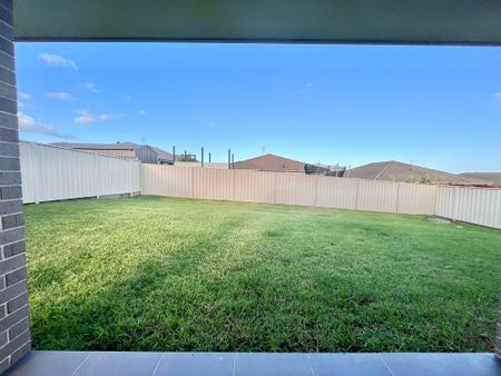 5 Harrow Street, Thornton - Photo 3