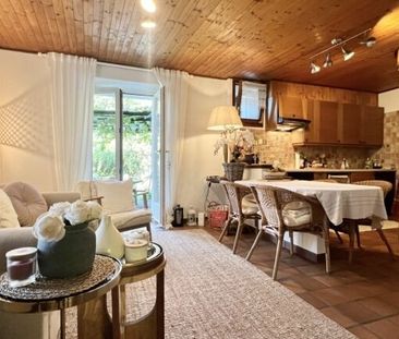 RESERVED Charming fully furnished village house with garden and lak... - Photo 1