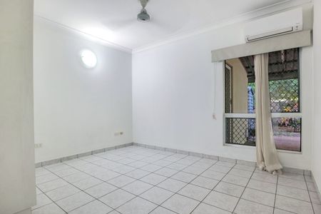 PRIVATE VILLA WITH SPA! - Photo 2