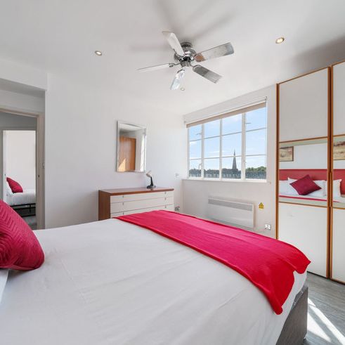 Roland Gardens - Photo 1