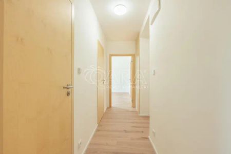 Pronájem světlého bytu 2+kk (53,6 m and sup2;) v Zelenečské ulici ideální pro dlouhodobé bydlení - Фото 5
